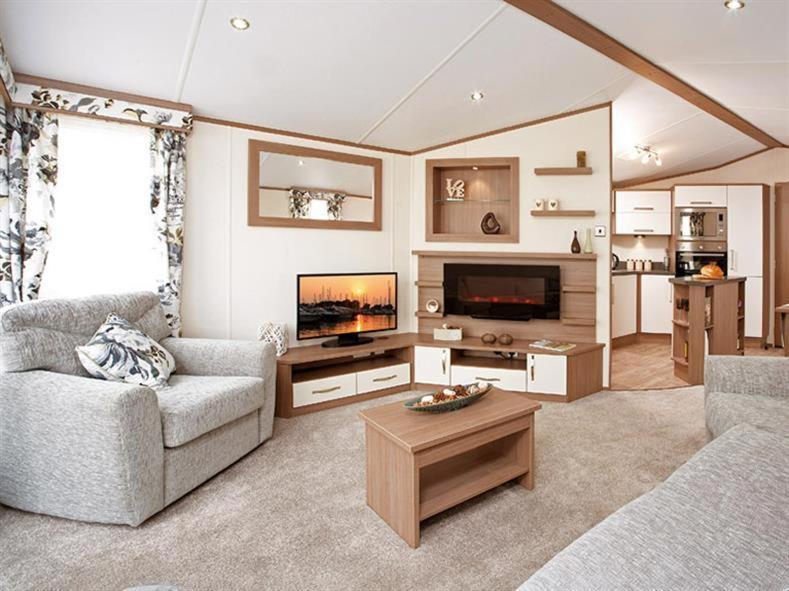 Villa Family Breaks At Rockley Park With Prosecco And A Box Of Chocolates On Arrival Poole Exterior foto